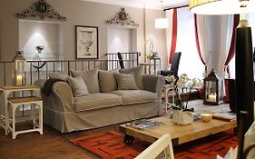 Locanda In Borgo Garnì&Wellness